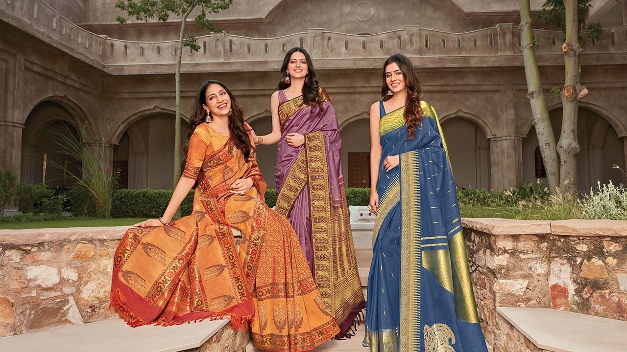 Shop Bollywood Style Sequiens Net Saree Online In India | Me99